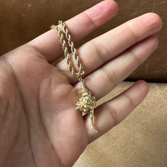Gold plated stainless steel rope chain w shell charm vintage vibes shore coastal - Picture 6 of 14
